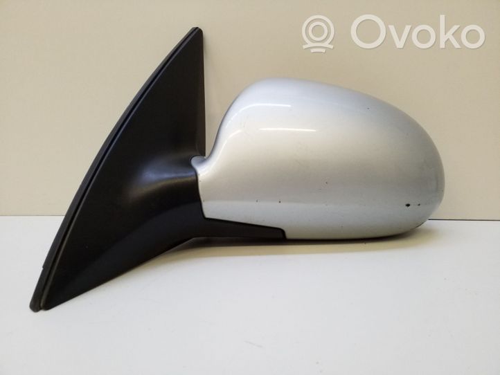 Hyundai i30 Front door electric wing mirror 022863