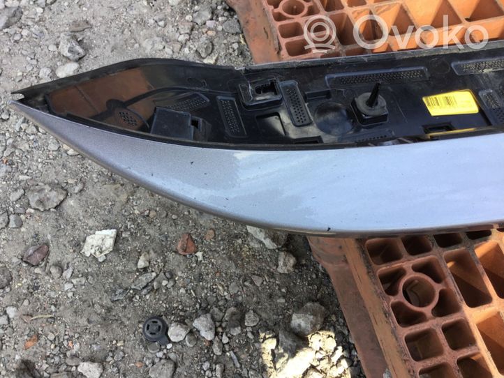 Chrysler Pacifica Spoiler del portellone lunotto posteriore OEM