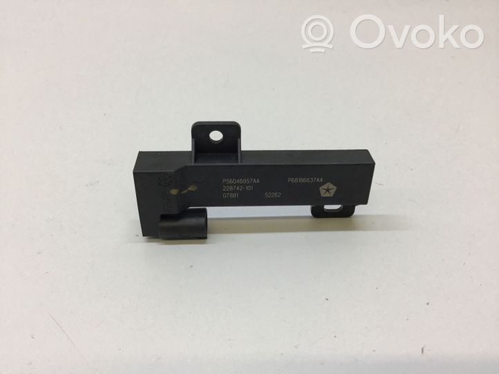 Jeep Cherokee Aerial antenna amplifier 56046957AA