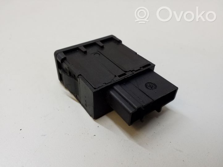 Toyota Aygo AB10 Interruptor de control de altura del faro delantero OEM