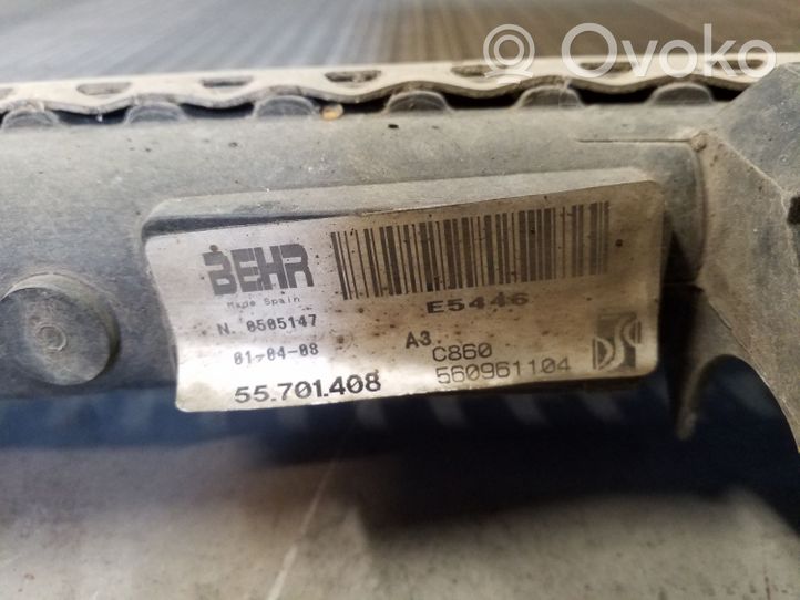 Opel Corsa D Aušinimo skysčio radiatorius 55701408