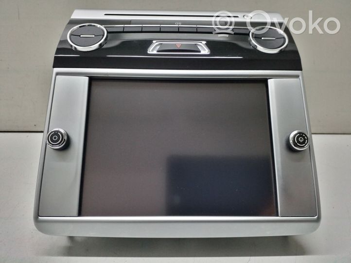 Maserati Quattroporte Panel / Radioodtwarzacz CD/DVD/GPS 670007290
