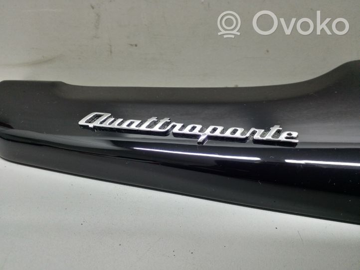 Maserati Quattroporte Panneau de garniture tableau de bord 6700259800