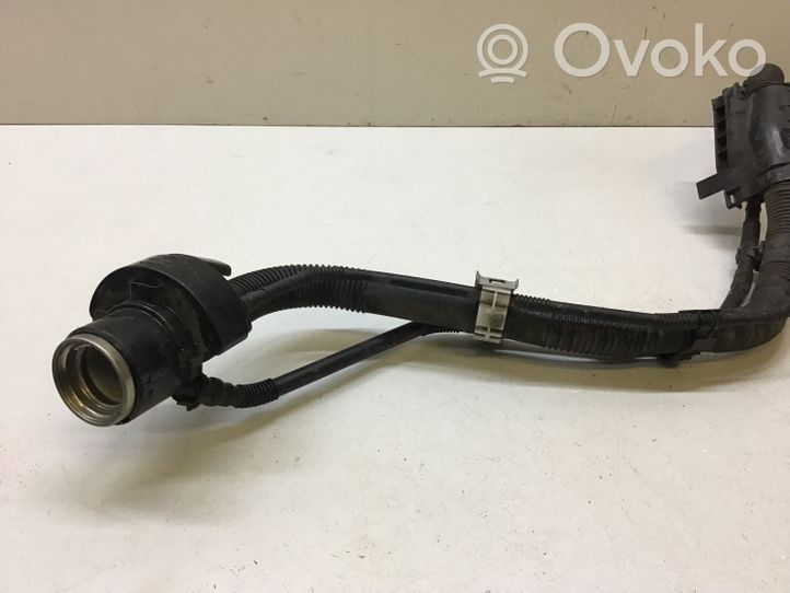 Toyota RAV 4 (XA50) Tuyau de remplissage de réservoir de carburant 7774512110