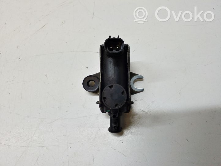 Toyota Yaris Turboahtimen magneettiventtiili 2581933030