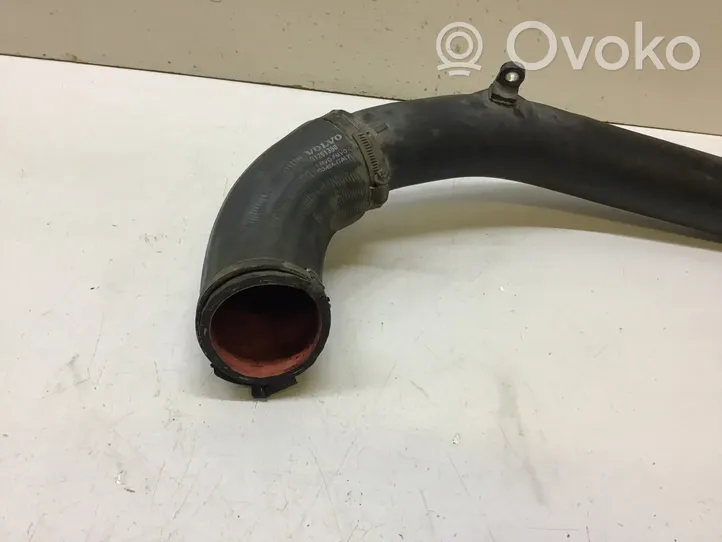 Volvo V60 Tube d'admission de tuyau de refroidisseur intermédiaire 31261350