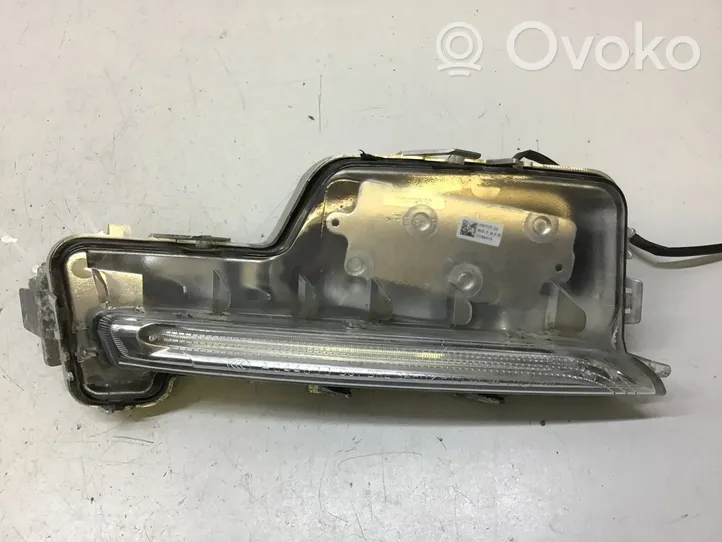 Volvo V60 Faro diurno con luce led 31353290