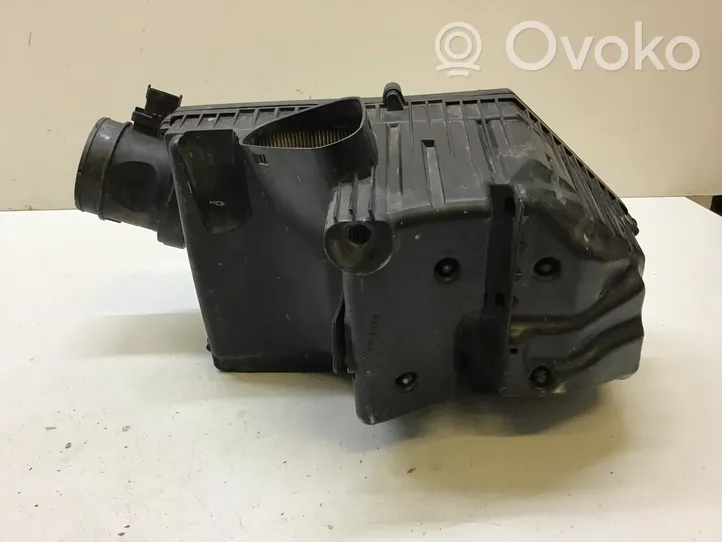 Volvo XC60 Air filter box 30792196