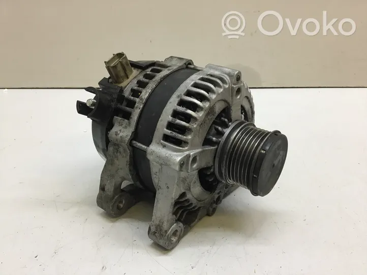 Volvo V50 Generatore/alternatore 23820N