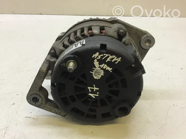 Opel Astra J Generatore/alternatore 