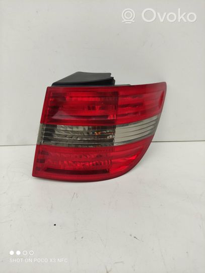 Mercedes-Benz B W245 Lampa tylna A1698202464