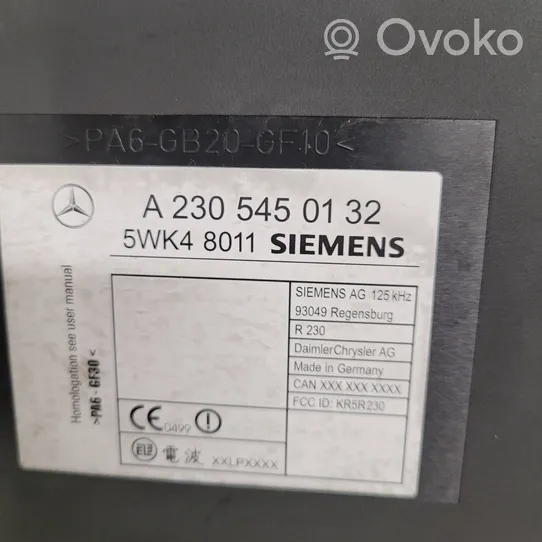 Mercedes-Benz S W220 Module de contrôle sans clé Go A2305450132