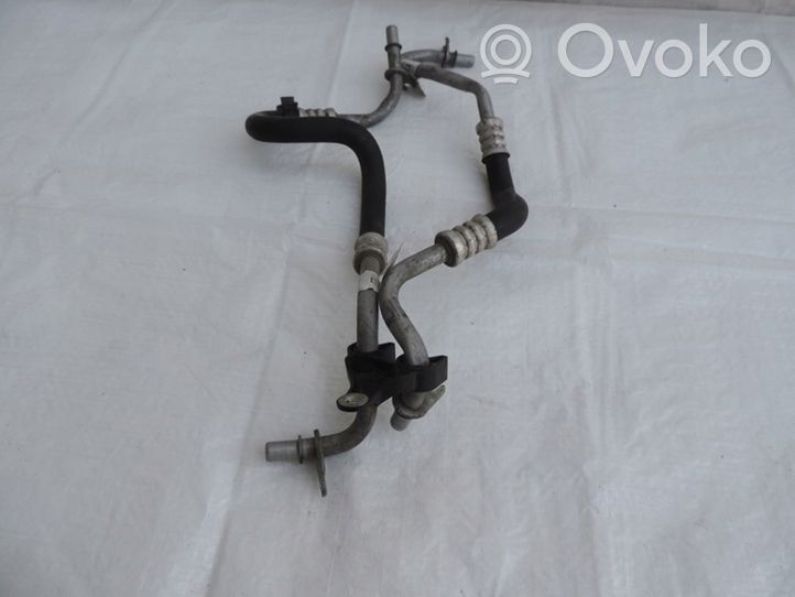 Ford Kuga II Tubo flessibile del radiatore dell’olio del cambio F1FP-7A031-AC