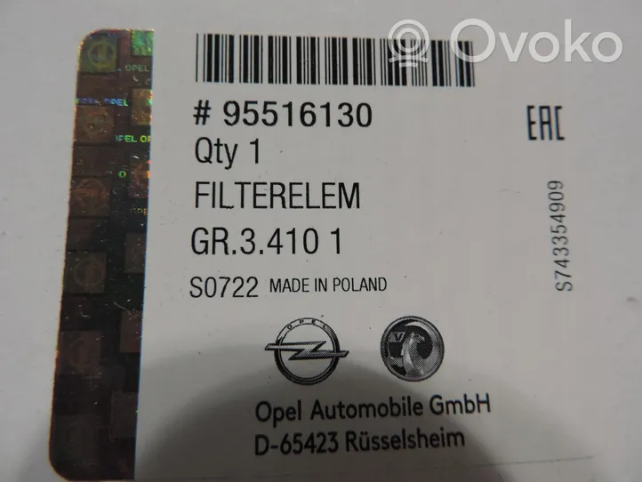 Opel Corsa D Filtr powietrza 95516130