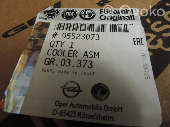 Opel Combo D Starpdzesētāja radiators 95523073