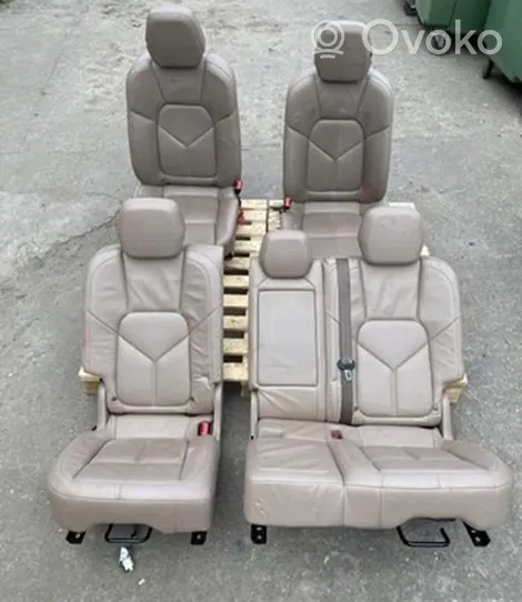 Porsche Cayenne (92A) Set sedili 