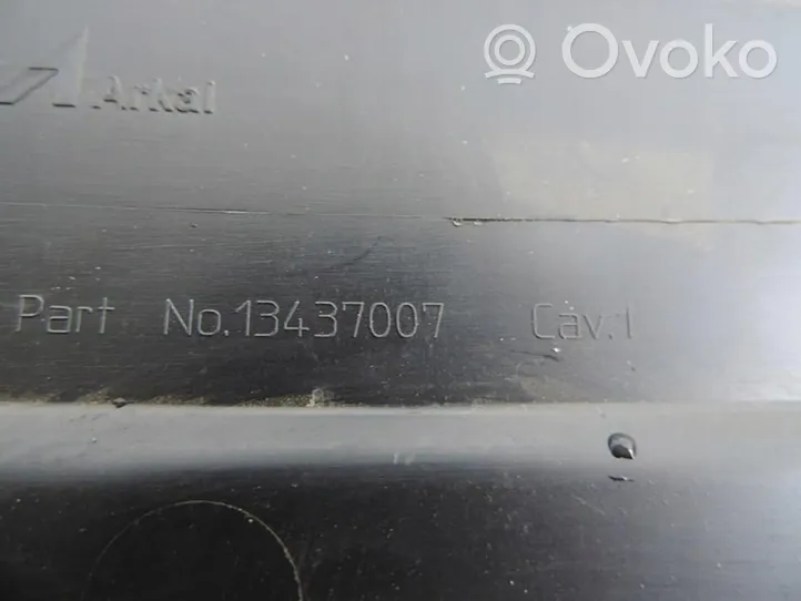 Opel Corsa E Protezione anti spruzzi/sottoscocca del motore 13437007