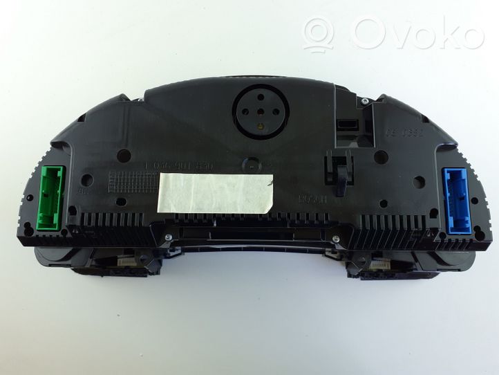 Audi A4 S4 B6 8E 8H Tachimetro (quadro strumenti) 8E0920901C