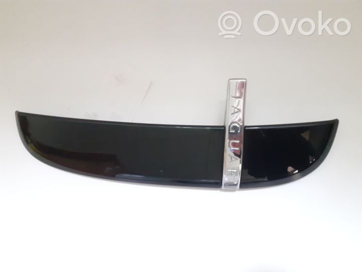 Jaguar XF Spārna dekoratīvā apdare (moldings) 8X23280B10AE