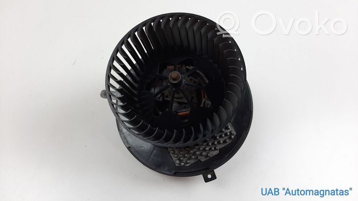 Volkswagen PASSAT CC Ventola riscaldamento/ventilatore abitacolo 3C1820015L