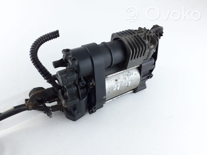 Porsche Macan Air suspension compressor/pump 95B616006C