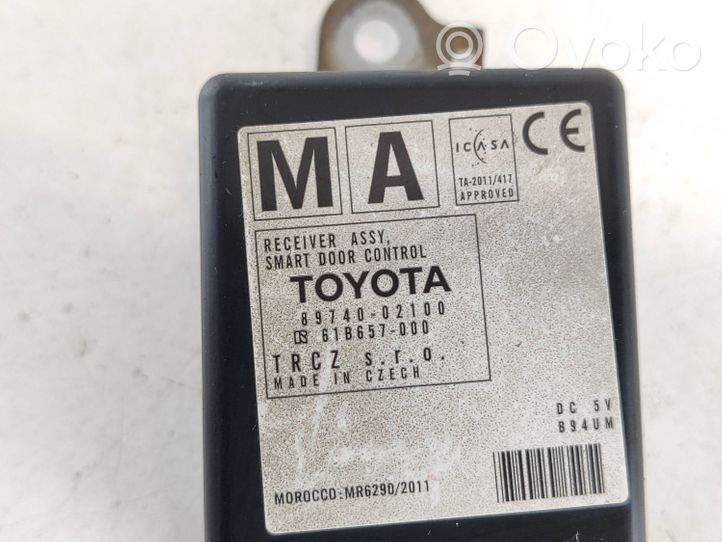 Toyota Auris E180 Oven ohjainlaite/moduuli 8974002100