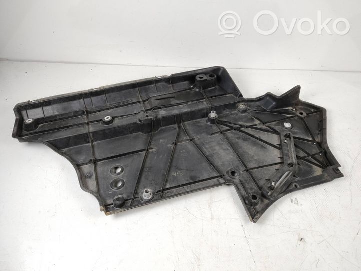 Toyota RAV 4 (XA50) Couvercle de plateau inférieur 5816642030