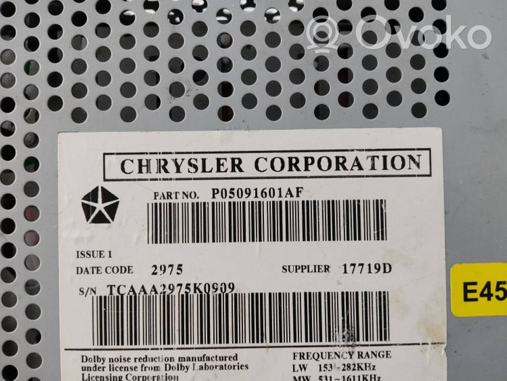 Chrysler Voyager Unità principale autoradio/CD/DVD/GPS P05091601AF