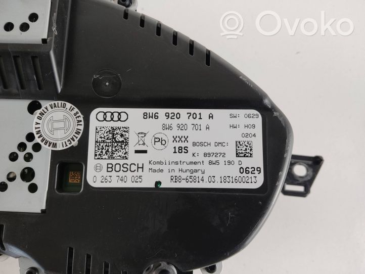 Audi A5 Nopeusmittari (mittaristo) 8W6920701A