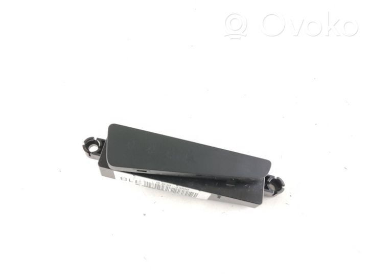 KIA Optima Monitori/näyttö/pieni näyttö 959304U000