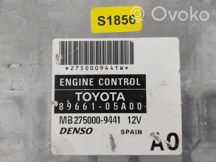 Toyota Camry Calculateur moteur ECU 8966105A00