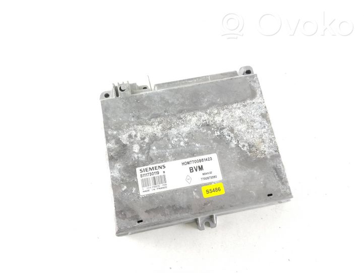 Renault Clio II Calculateur moteur ECU 7700861423