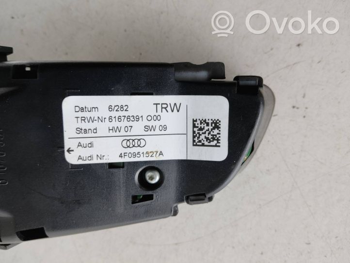 Audi A6 Allroad C6 Interruptores/botones de la columna de dirección 4F0951527A