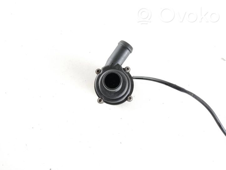 BMW X5 E70 Pompe à carburant Webasto 9001733E