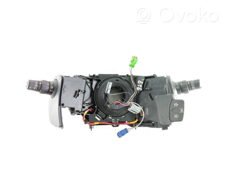 Renault Clio III Leva/interruttore dell’indicatore di direzione e tergicristallo 8200906792