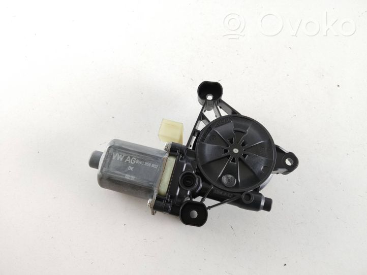 Man TGE 1gen Moteur de lève-vitre de porte avant 8W0959802