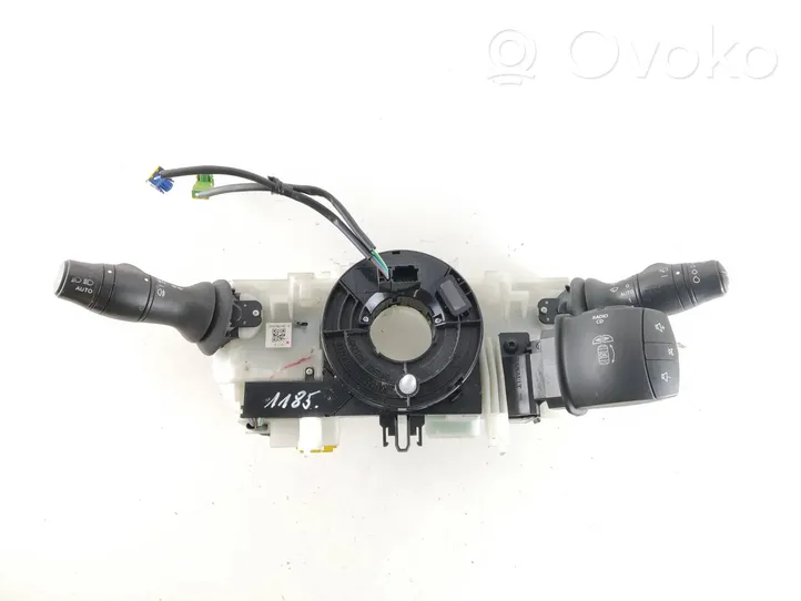 Renault Megane III Interruptor/palanca de limpiador de luz de giro 255670019R