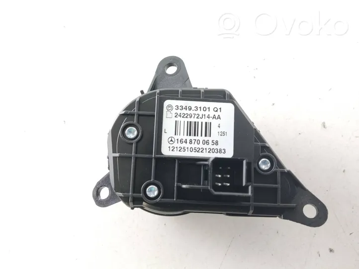 Mercedes-Benz ML W164 Pulsanti/interruttori sul volante 1648700658