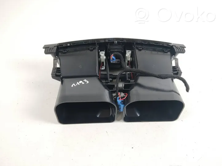 Mercedes-Benz E C207 W207 Centrālais gaisa ventilācijas režģis A2078300054