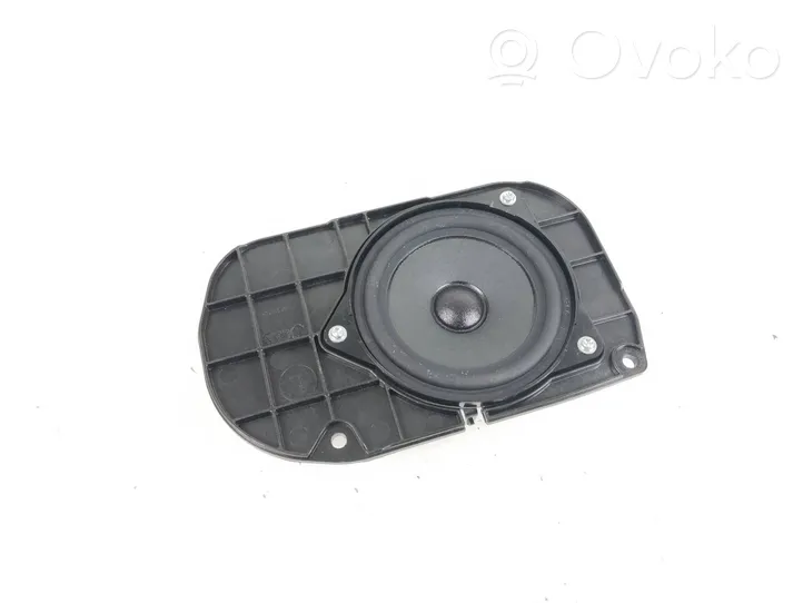 BMW 5 F10 F11 Enceinte de plage arrière 9239183