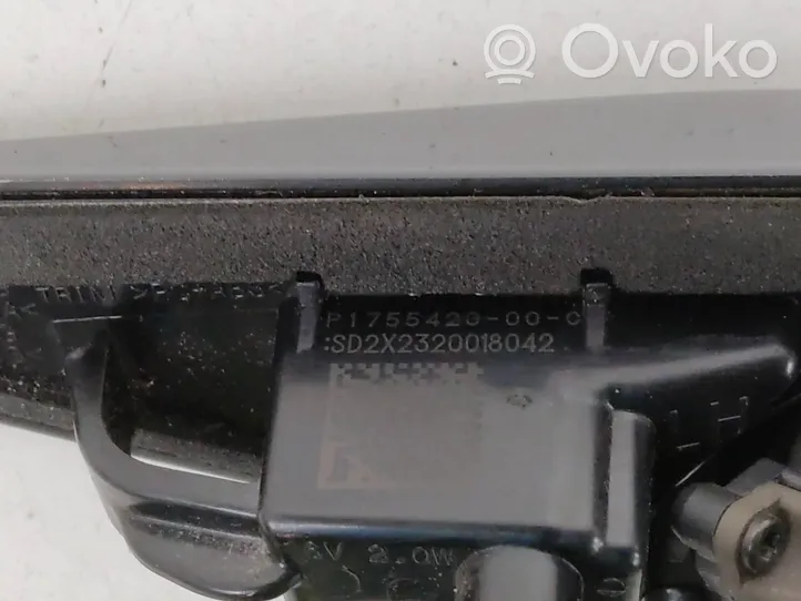 Tesla Model S Sivulokasuojan kamera 175542000C