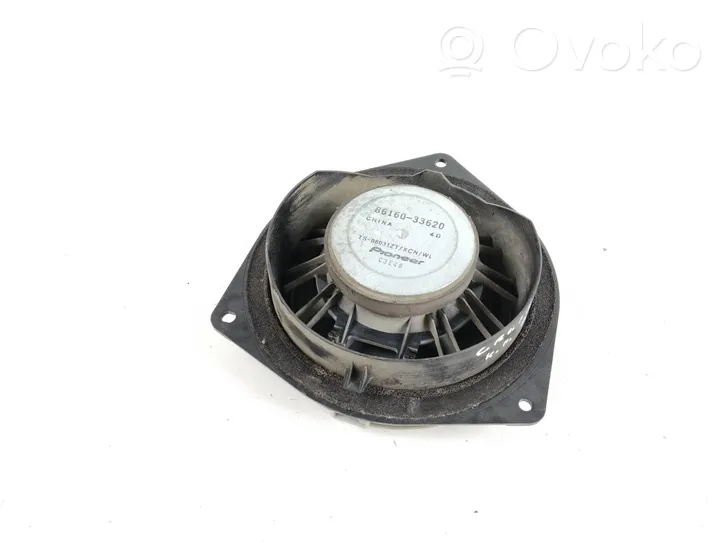 Toyota Land Cruiser (J120) Garsiakalbis (-iai) galinėse duryse 8616033620