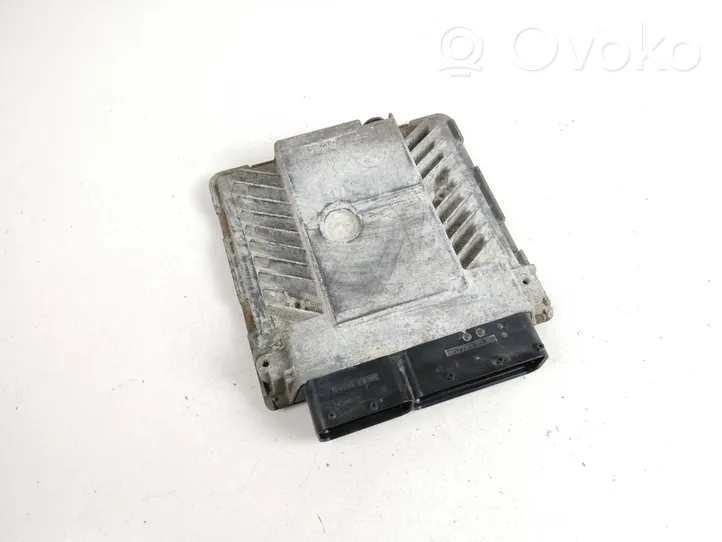 Volkswagen PASSAT B6 Sterownik / Moduł ECU 03G906018CD