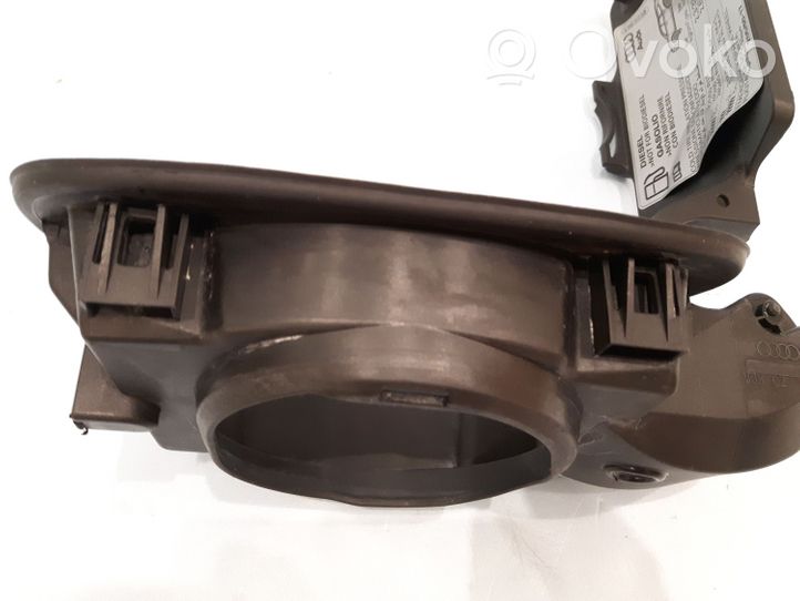 Audi A6 S6 C6 4F Tappo cornice del serbatoio 