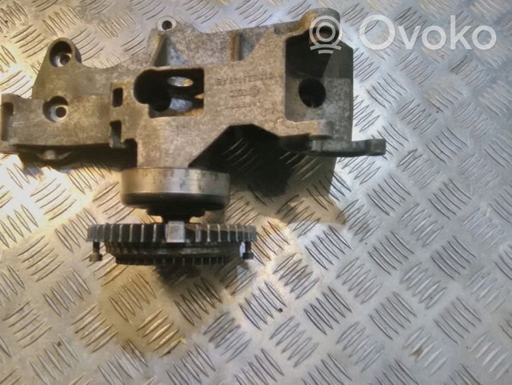 Audi A4 S4 B5 8D Support de générateur / alternateur 038903143AE