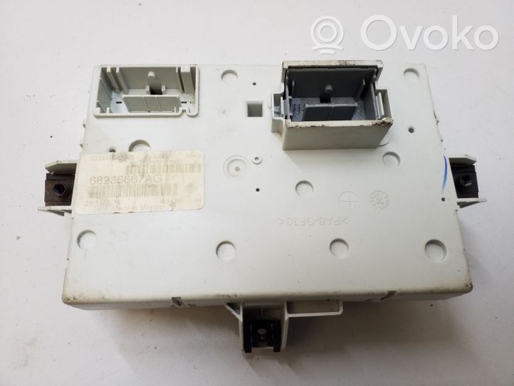 Jeep Cherokee Module confort 68236667AG