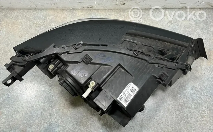 BMW i3 Lampa przednia 7295669