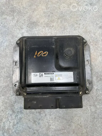 Subaru Legacy Calculateur moteur ECU 22611AU270
