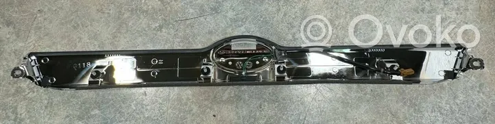 Subaru Impreza IV Éclairage de plaque d'immatriculation 91112FG001