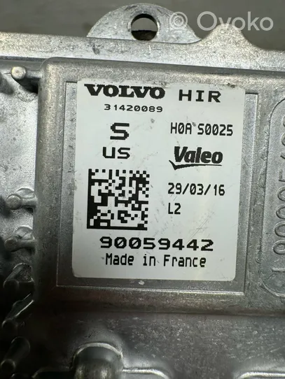 Volvo XC90 Блок фонаря / (блок «хenon») 90059442